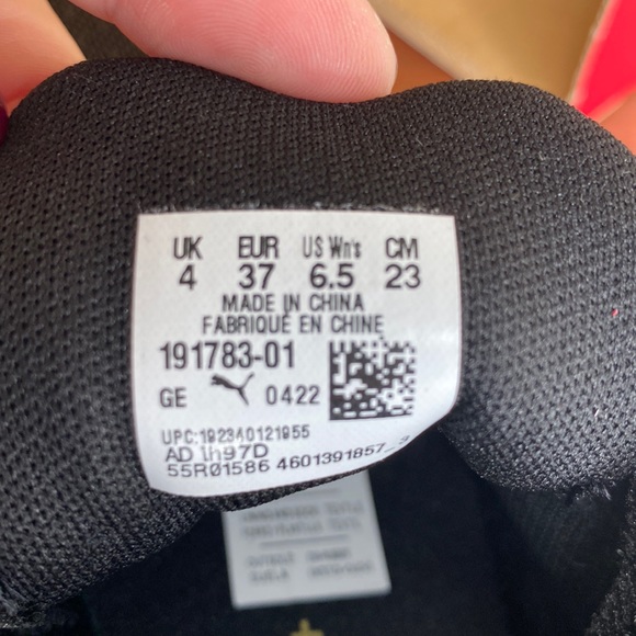 NWT Women’s Puma Prowl Knit Shoe Sneakers, black and white, size 6.5 - Picture 6 of 11